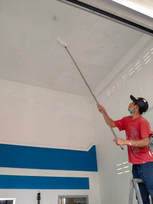 Đội thợ sơn nhà tại Quận 2