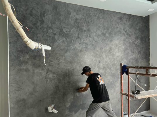 Đội thợ sơn nhà tại Quận 3