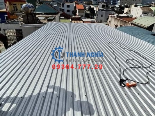 Dịch vụ làm mái tôn tại Quận 4 trọn gói giá rẻ 2